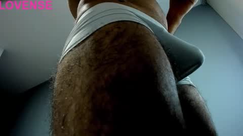 Snapshot of adam_clarke chatting on 10-20-25, 04:18 adam clarke online show from 10-20-25, 04:18