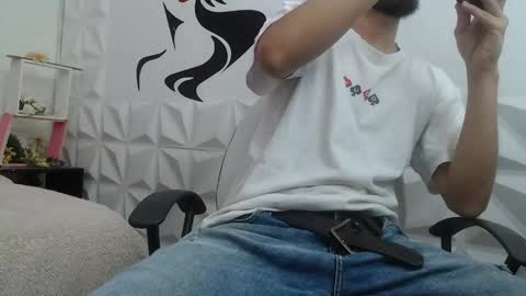 Snapshot of adam_evehotroom chatting on 02-11-25, 08:10 adam_evehotroom online show from 02-11-25, 08:10