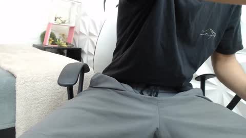 Snapshot of adam_evehotroom chatting on 02-23-25, 09:26 adam_evehotroom online show from 02-23-25, 09:26