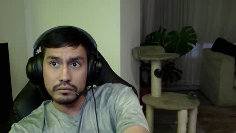 Snapshot of adam_evehotroom chatting on 10-09-25, 03:59 adam_evehotroom online show from 10-09-25, 03:59