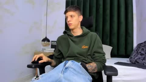 Snapshot of adam_hard_ chatting on 02-24-25, 11:52 Adam online show from 02-24-25, 11:52