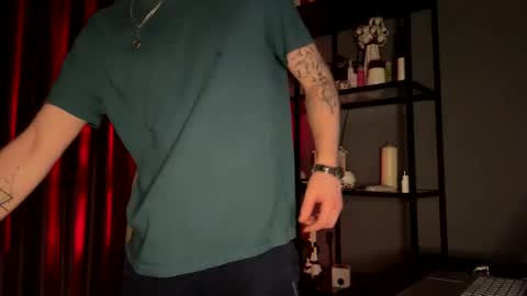 Snapshot of adam_ice chatting on 03-01-26, 02:19 Arthur and Adam online show from 03-01-26, 02:19