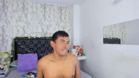 adam_morgan2 online show from 12-15-25, 01:37