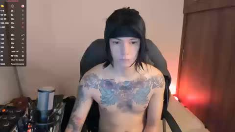 Snapshot of adam_rocket chatting on 09-26-25, 12:58  Adam online show from 09-26-25, 12:58