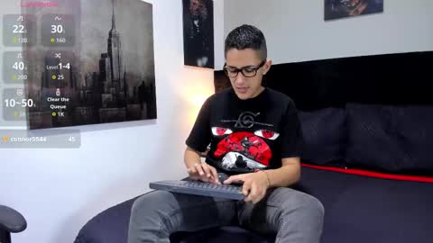 adam_walker_1 online show from 03-19-26, 01:26