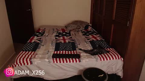 instagram  adam x256 online show from 01-10-25, 08:48