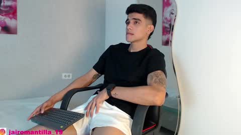 Snapshot of adama_soa chatting on 02-18-25, 04:37 Hello guys excuse my absence I will be absent for several days for health reasons I hope you understand thank you very much. online show from 02-18-25, 04:37