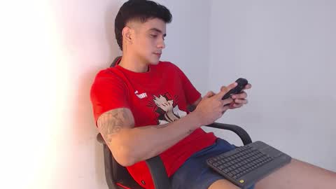 Snapshot of adama_soa chatting on 10-27-25, 07:12 Hello guys excuse my absence I will be absent for several days for health reasons I hope you understand thank you very much. online show from 10-27-25, 07:12