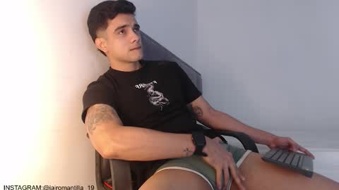 Hello guys excuse my absence I will be absent for several days for health reasons I hope you understand thank you very much. online show from 12-16-25, 05:12