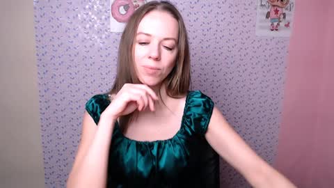 Snapshot of adamais_ chatting on 12-31-24, 10:15 adamais_ online show from 12-31-24, 10:15