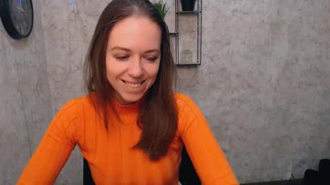 Snapshot of adamais_ chatting on 02-10-25, 09:36 adamais_ online show from 02-10-25, 09:36