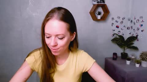 Snapshot of adamais_ chatting on 09-15-25, 04:34 adamais_ online show from 09-15-25, 04:34