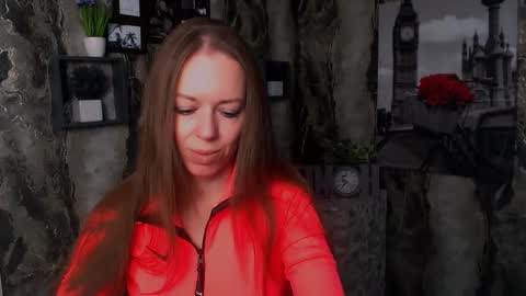 Snapshot of adamais_ chatting on 10-05-25, 04:44 adamais_ online show from 10-05-25, 04:44