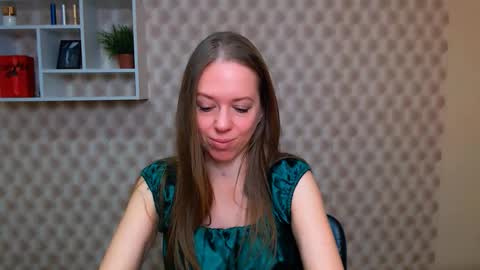 Snapshot of adamais_ chatting on 10-17-25, 05:10 adamais_ online show from 10-17-25, 05:10