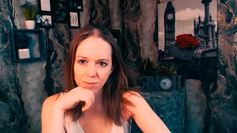 Snapshot of adamais_ chatting on 11-20-25, 10:26 adamais_ online show from 11-20-25, 10:26