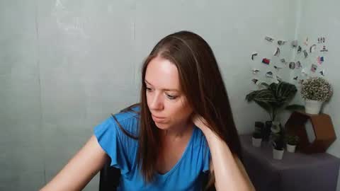 adamais_ online show from 06-18-26, 09:14