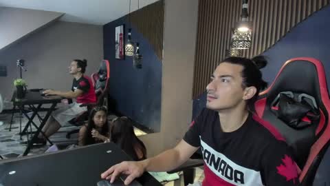 adam and Sara online show from 04-02-26, 05:10