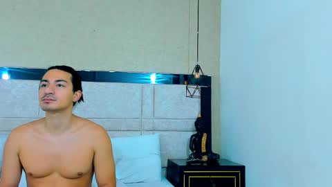 adam and Sara online show from 04-08-26, 01:44