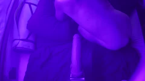 adamineve online show from 01-25-25, 02:58