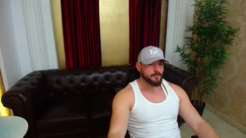 Snapshot of adamjameson chatting on 12-02-25, 05:46 AdamJameson online show from 12-02-25, 05:46