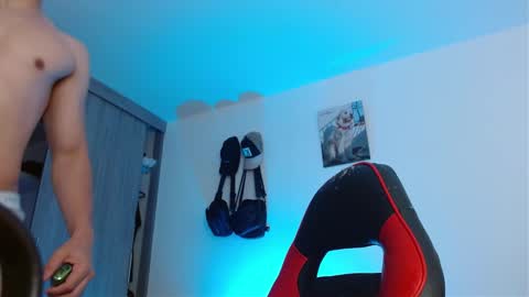 Snapshot of adamkeith_1 chatting on 10-20-25, 02:17 ADAM online show from 10-20-25, 02:17