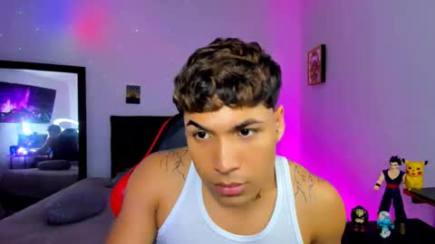 Snapshot of adams_collins chatting on 10-01-25, 10:27 Adams online show from 10-01-25, 10:27