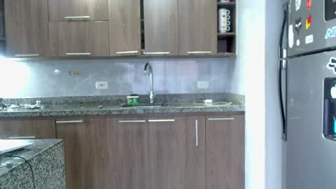 eva online show from 12-17-24, 09:05