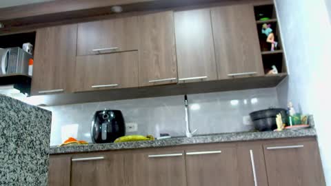 eva online show from 01-06-25, 07:45