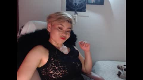 adan_romanoff online show from 11-16-25, 07:58