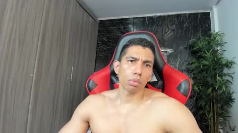 Adan Sin online show from 04-18-26, 07:07