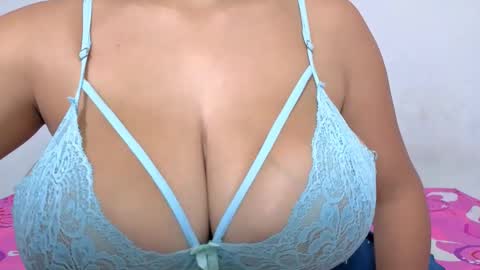 adara_cute18 online show from 10-18-25, 02:40