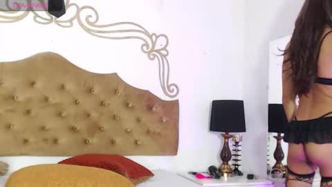 Snapshot of adara_ferrara chatting on 10-31-25, 06:20 Adara Ferrara online show from 10-31-25, 06:20