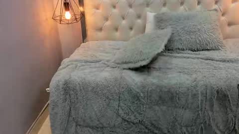 Snapshot of adara_yisith chatting on 12-17-25, 06:14 ADARA online show from 12-17-25, 06:14