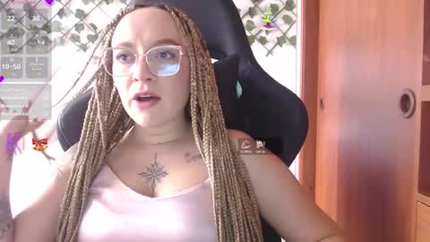 adaraah  online show from 12-14-25, 08:13