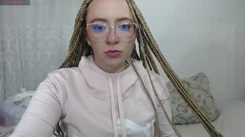 adaraah  online show from 12-15-25, 11:53