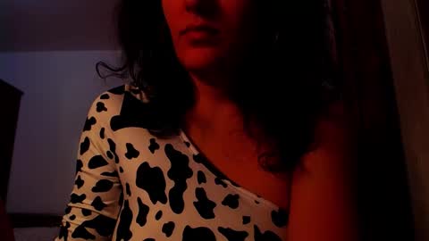 amy        online show from 10-13-25, 06:46