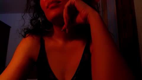 amy        online show from 10-21-25, 03:02