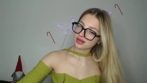 Kristina online show from 12-18-24, 11:45