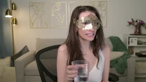 Addison Rose  I am currently away for the holiday weekend. Streams start again on 1242024. Enjoy the holiday online show from 04-11-26, 01:54