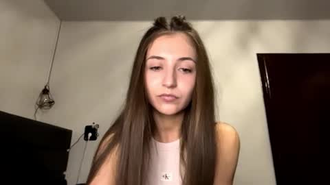 Snapshot of addisonadorable chatting on 04-10-26, 06:12 Addison online show from 04-10-26, 06:12