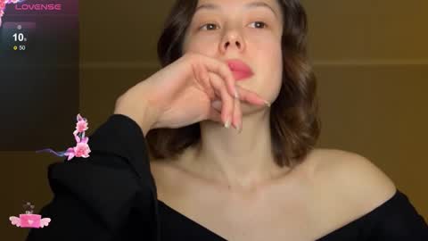 Snapshot of adel_evans chatting on 03-16-26, 10:03 Adele online show from 03-16-26, 10:03