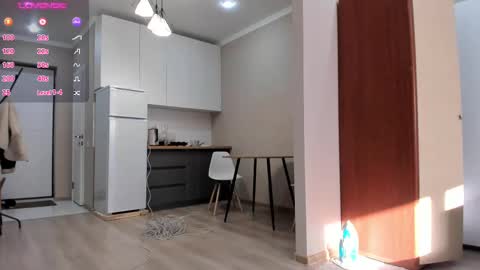 Snapshot of adel_li chatting on 02-15-25, 10:00 Adel online show from 02-15-25, 10:00