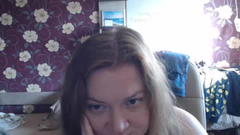Snapshot of adel_redhead_ chatting on 06-13-26, 02:59 Adel online show from 06-13-26, 02:59