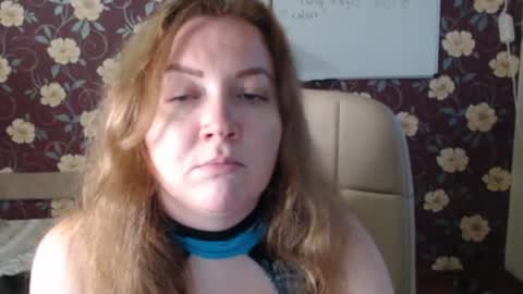 Snapshot of adel_redhead_ chatting on 06-19-26, 05:06 Adel online show from 06-19-26, 05:06
