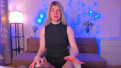 Adel online show from 01-17-26, 06:44