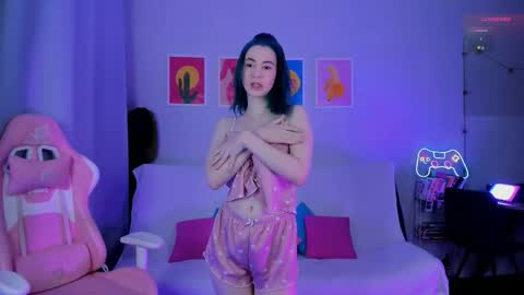 Snapshot of adel_vibes chatting on 02-13-26, 03:02 Adelle online show from 02-13-26, 03:02