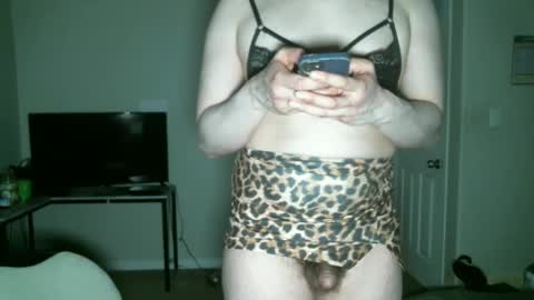 Snapshot of adelaideweight chatting on 03-01-25, 06:03 adelaideweight online show from 03-01-25, 06:03