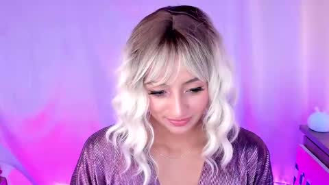 Snapshot of adelarangel chatting on 02-19-25, 09:14 Adela Rangel START Mon to Sat from 3pm - 9pm COL time online show from 02-19-25, 09:14