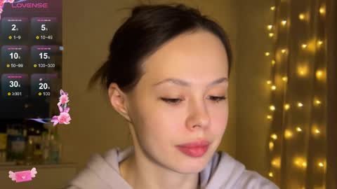 Adele online show from 04-29-26, 10:38