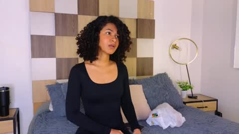 Andrea online show from 01-12-25, 06:16